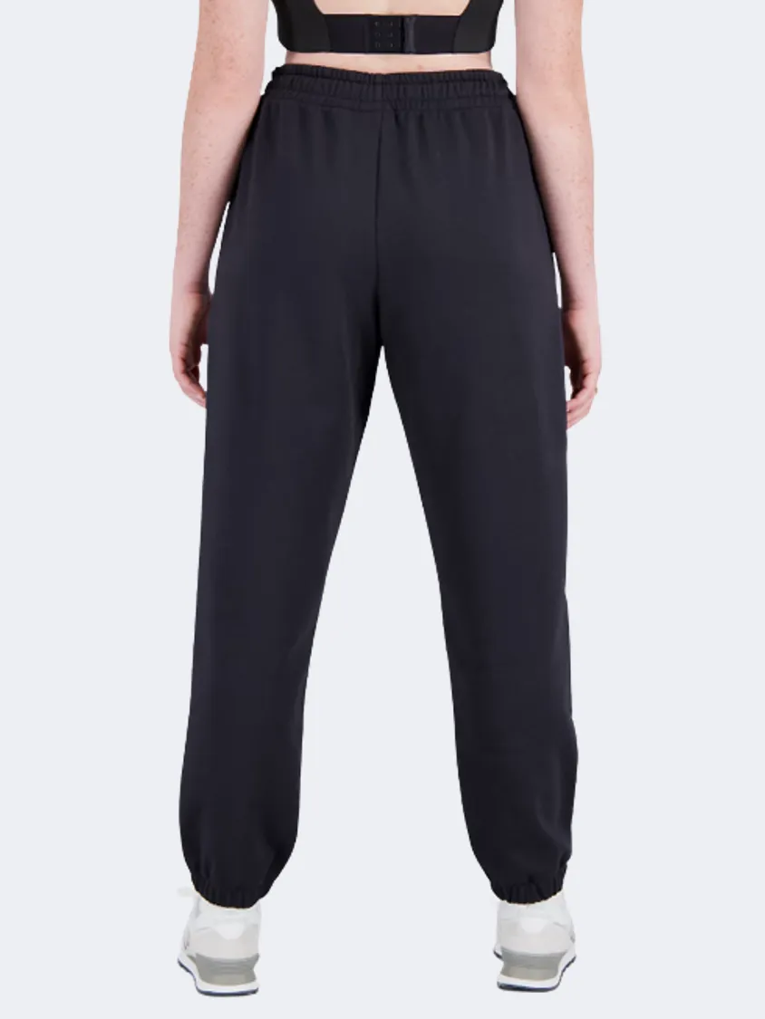 New Balance Essential Stacked Women Lifestyle Pant Black