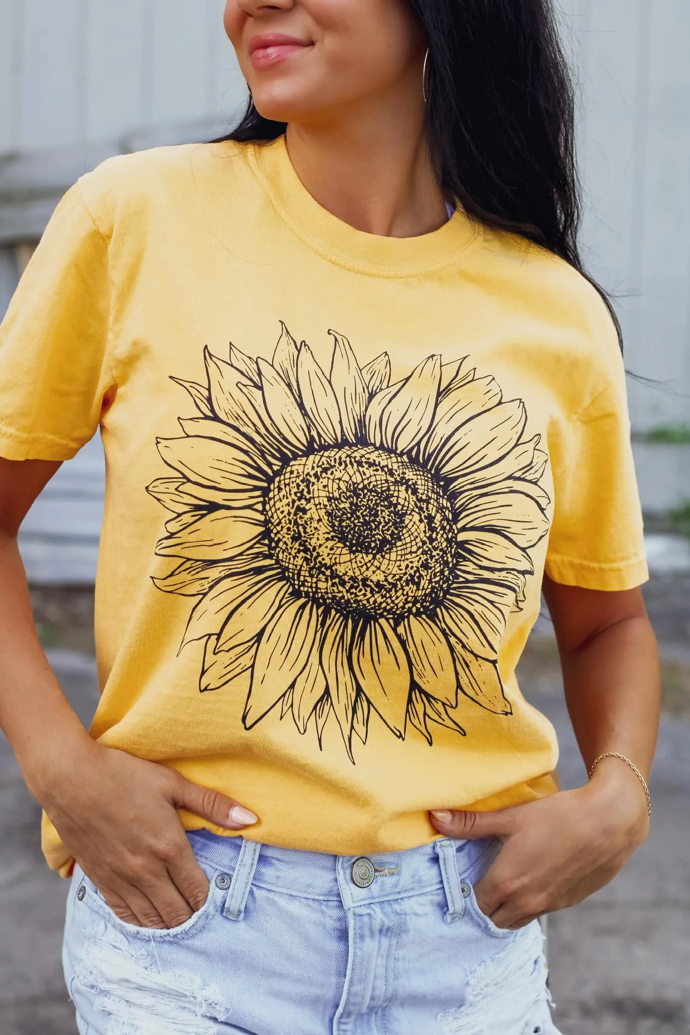 Sunflower Outline Tees (Choose Your Color)