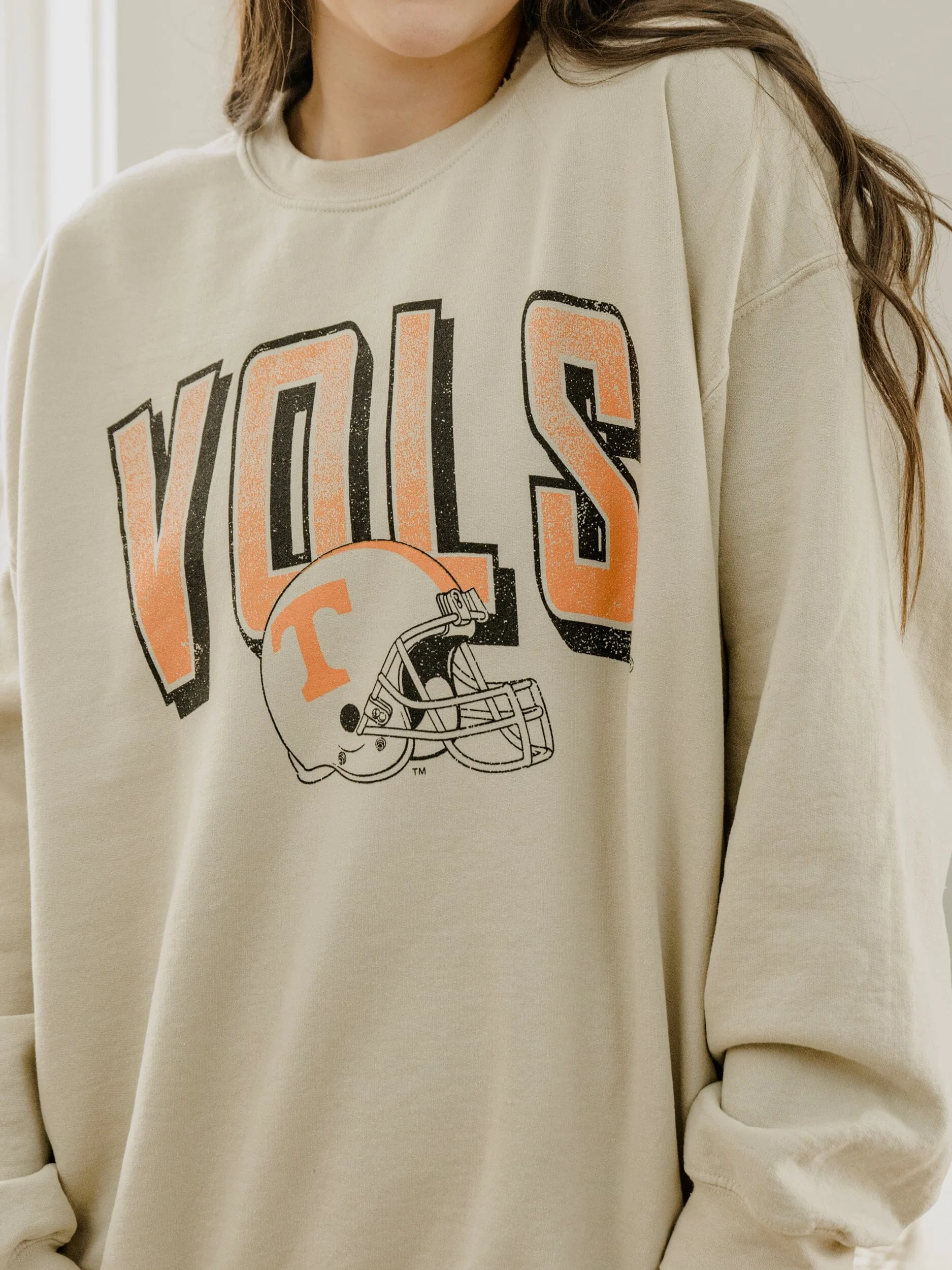 Vols Helmet Fade Sand Thrifted Sweatshirt